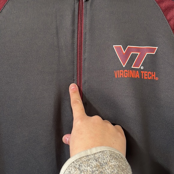 Colosseum Athletics Virginia Tech Grey Maroon Quarter Zip Size Medium - Picture 7 of 11